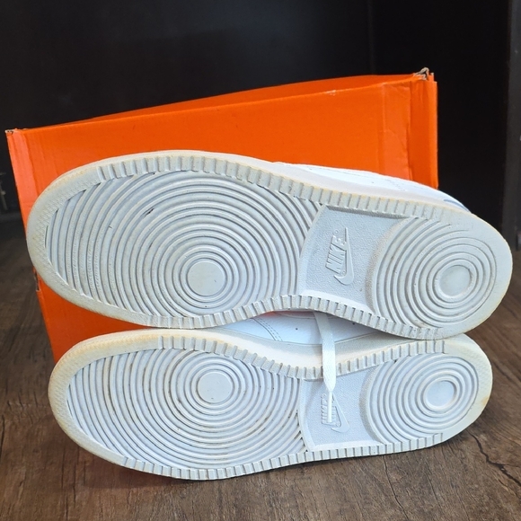 Nike Court Vision Low Triple White - Picture 6 of 6